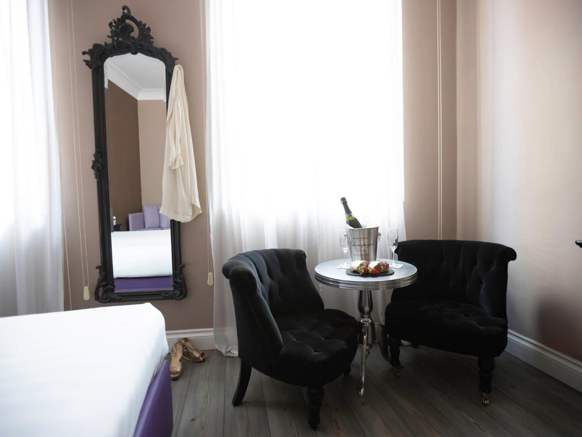 Jb Relais- Campo De' Fiori Bed & Breakfast Roma Ngoại thất bức ảnh